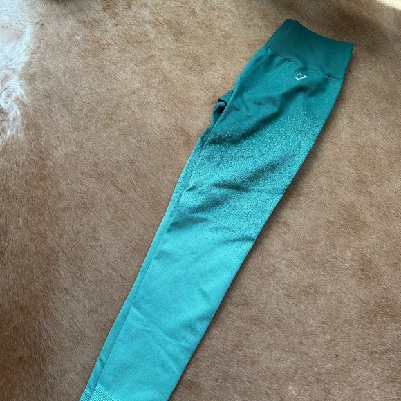 💚💙 GYMSHARK OMBRÉ SEAMLESS SET 💙💚 - Picture 3 of 7